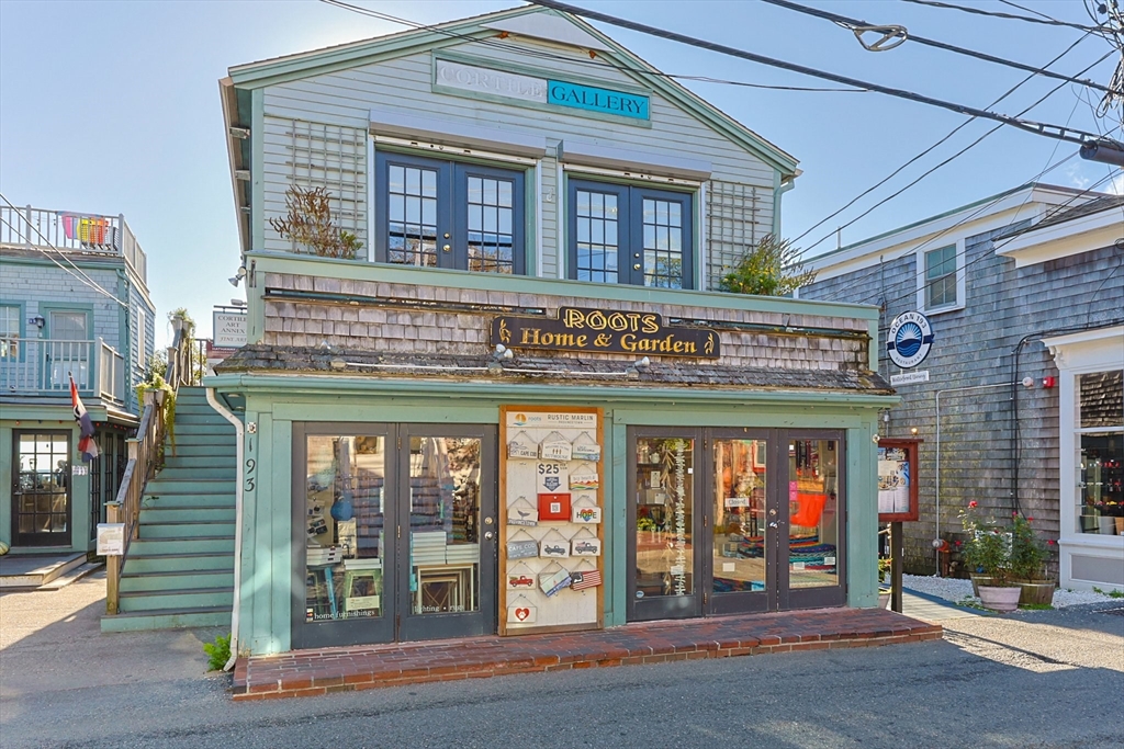 193 Commercial Street, Units 1-5