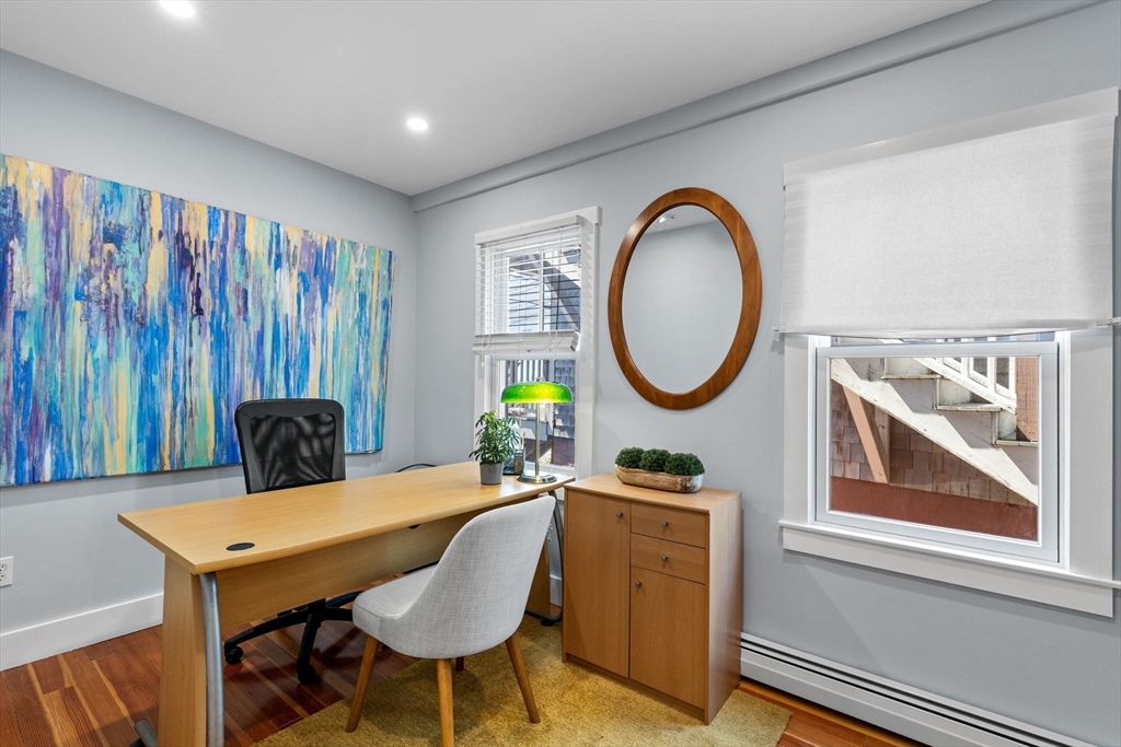 134 Commercial St