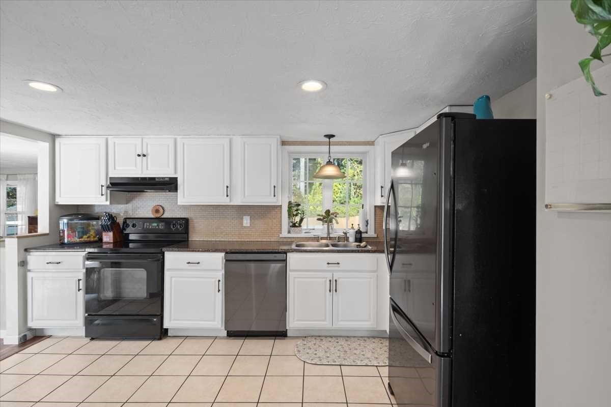 56 Locust St, Oxford, MA, 56 Locust St, Oxford, MA Photo #8