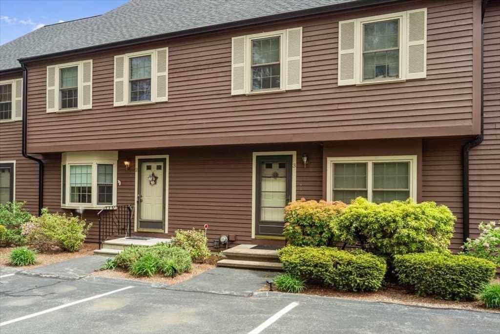 477 Northboro Rd W 2