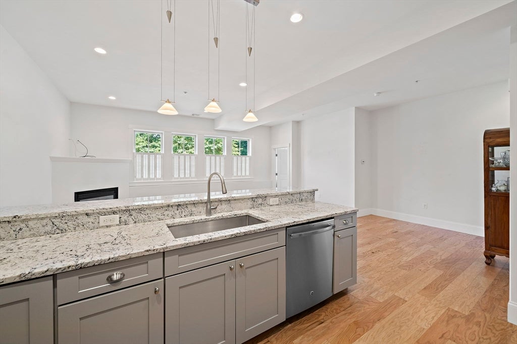 599 Washington St #12, Pembroke, MA, 599 Washington St #12, Pembroke, MA Photo #6