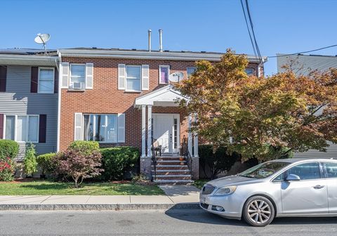 90 Atwood St 90 Revere MA 02151