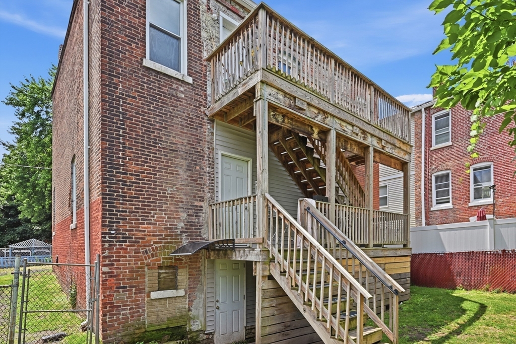 116-118 West St