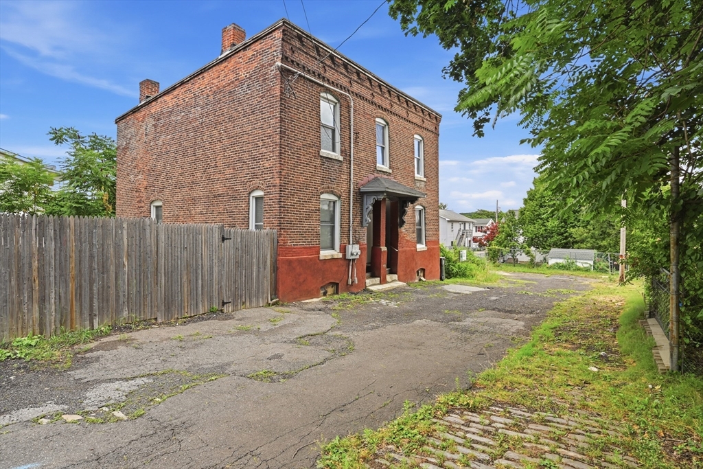 116-118 West St