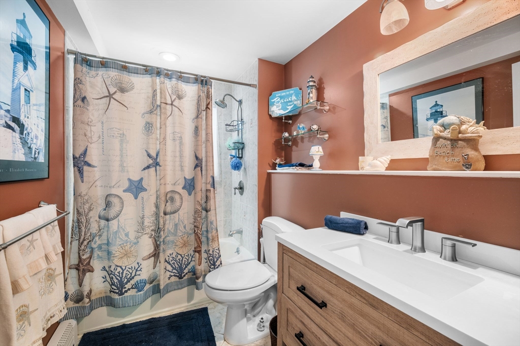 42 Walnut St, Saugus, MA Photo #13