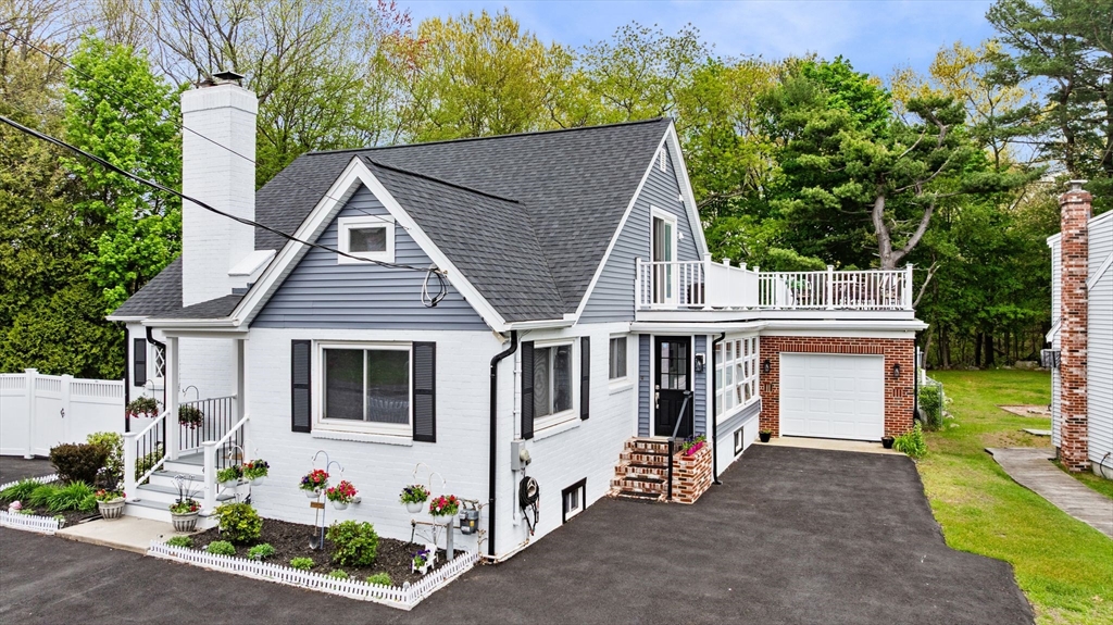 42 Walnut St, Saugus, MA Photo #2