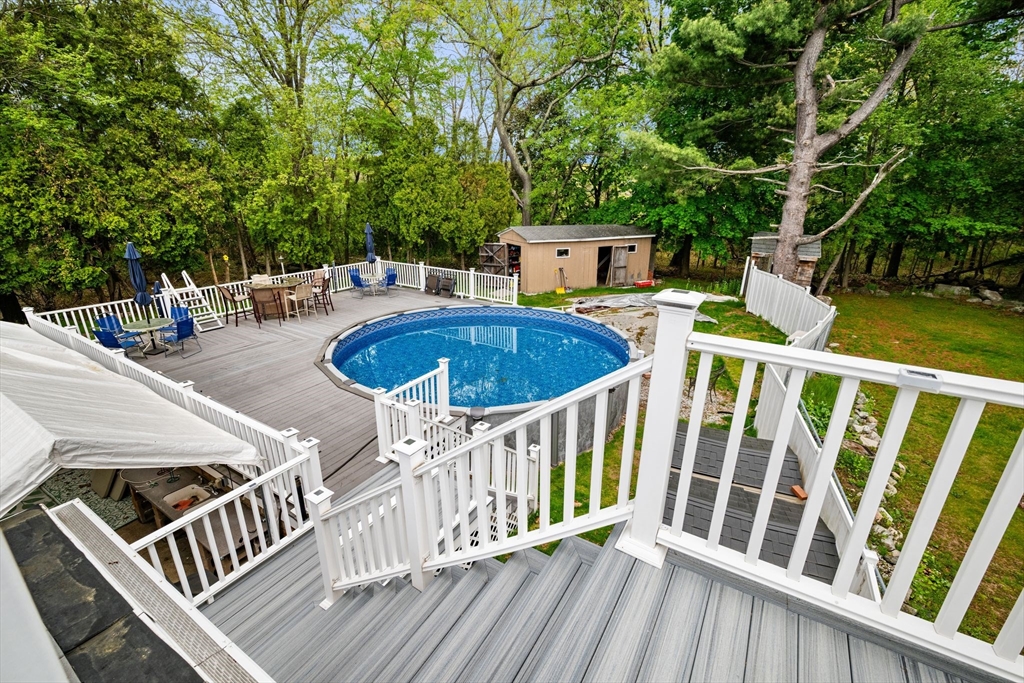 42 Walnut St, Saugus, MA Photo #24