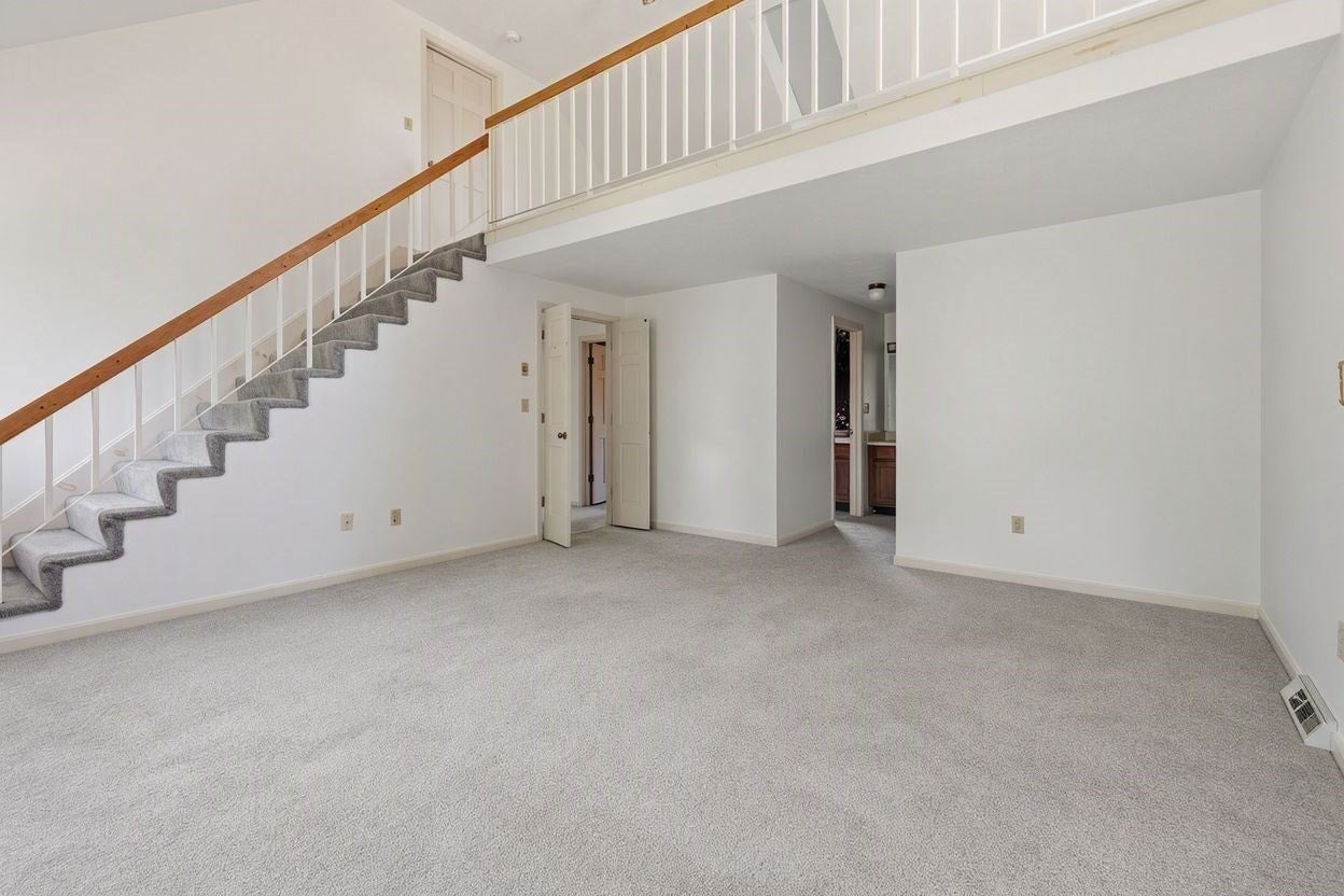 18 Copperwood Dr #18, Stoughton, MA Photo #15