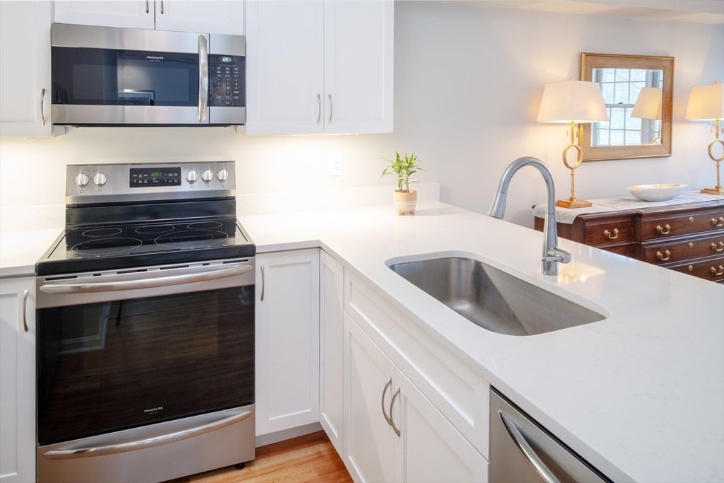 23 Canvasback Way #23, Walpole, MA, 23 Canvasback Way #23, Walpole, MA Photo #4