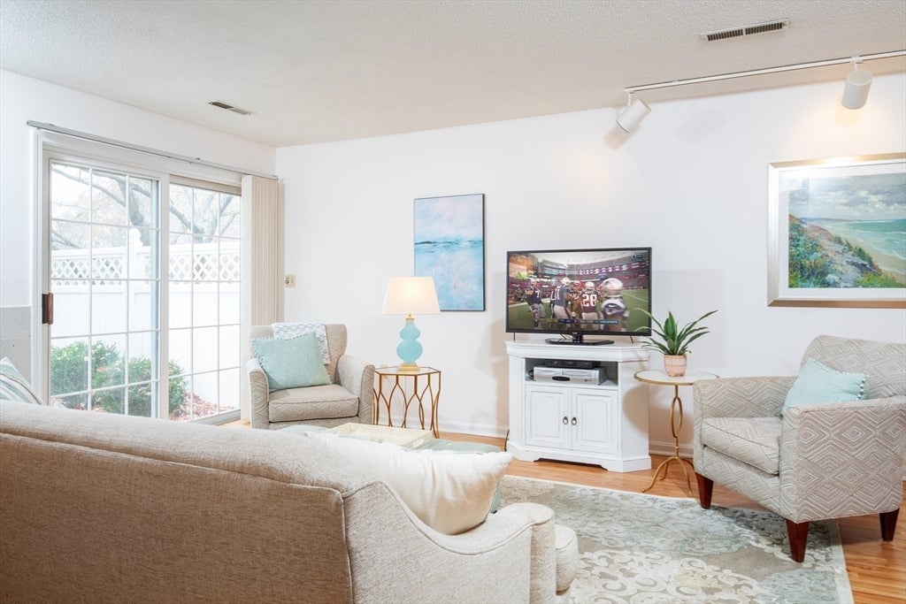 23 Canvasback Way #23, Walpole, MA, 23 Canvasback Way #23, Walpole, MA Photo #10