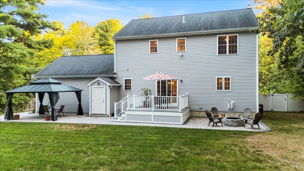 115 Cross St.