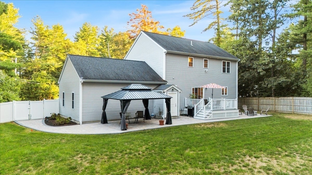 115 Cross St.