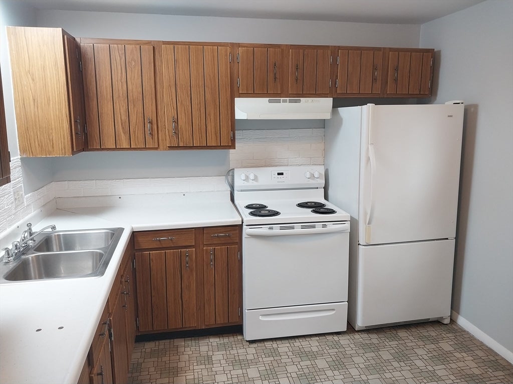 124 Ash Street, Fall River, MA, 124 Ash Street, Fall River, MA Photo #23