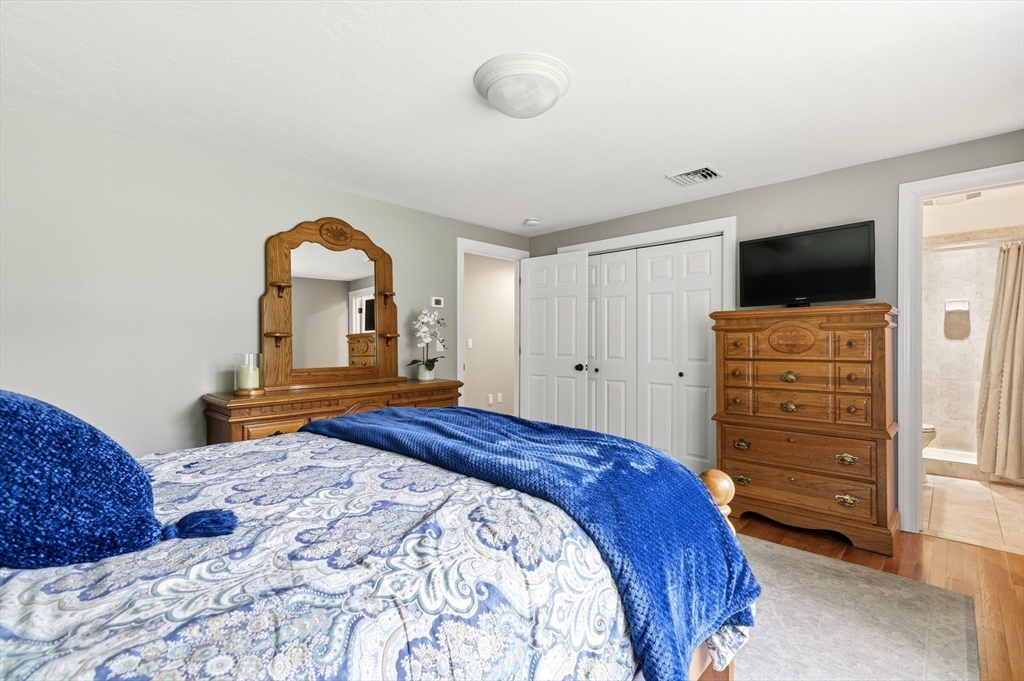 864 Locust St, Raynham, MA, 864 Locust St, Raynham, MA Photo #14