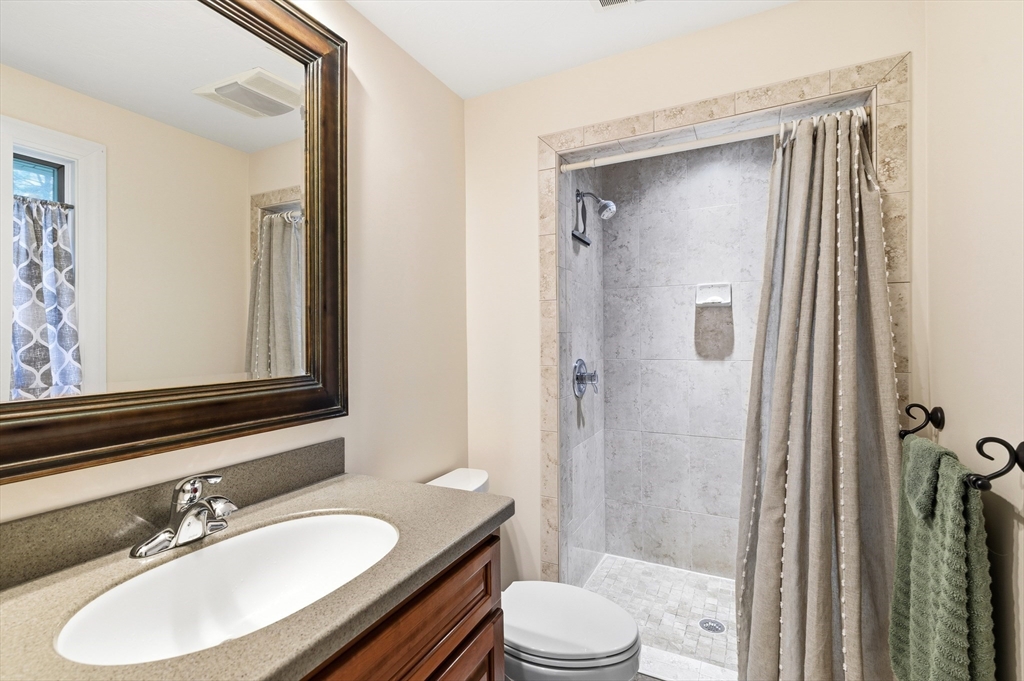 864 Locust St, Raynham, MA, 864 Locust St, Raynham, MA Photo #15