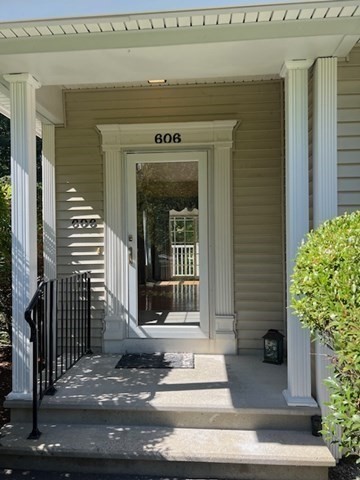 606 Alyssa Dr 606