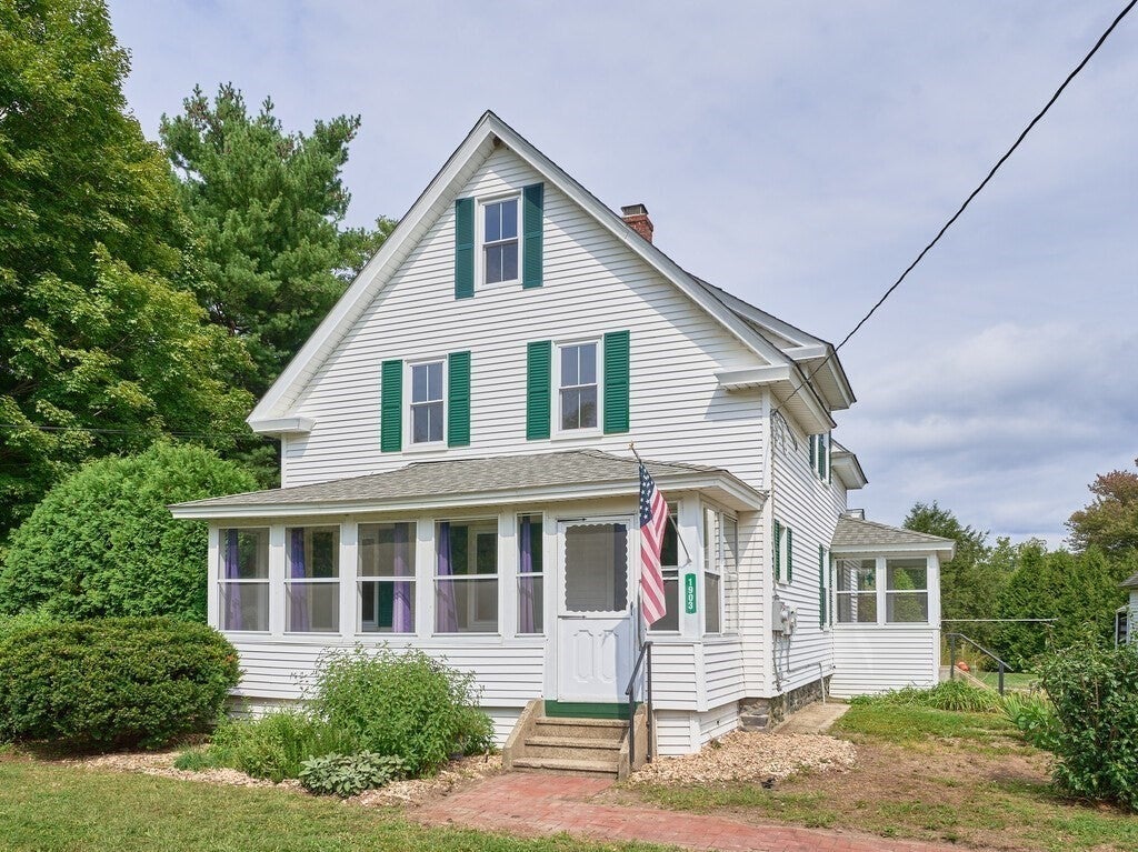 1903 Main St
