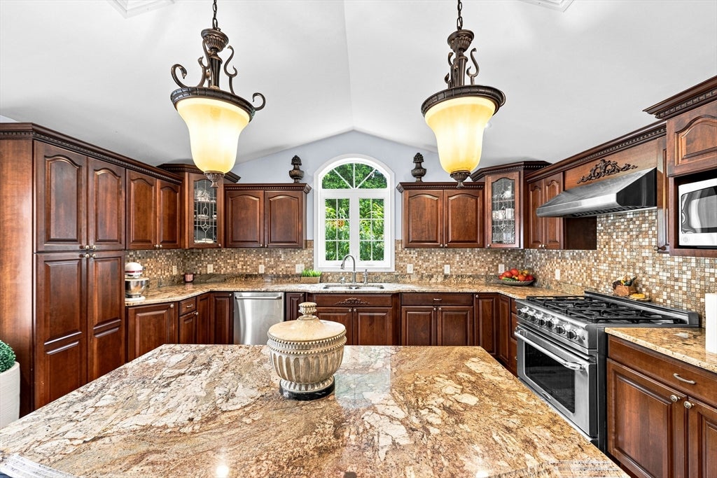 1298 Rebecca Rd, Dighton, MA, 1298 Rebecca Rd, Dighton, MA Photo #14