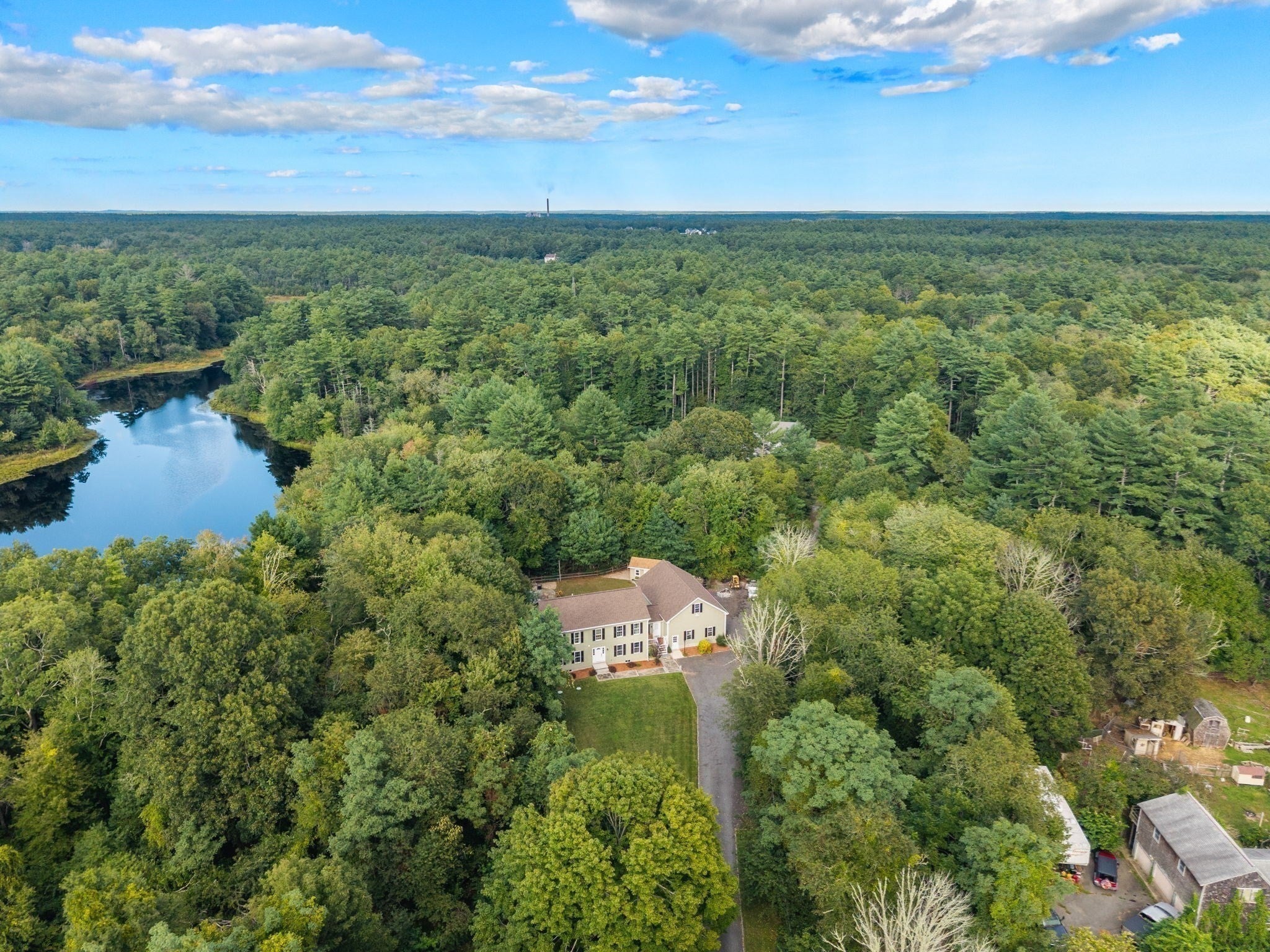698 Walnut Plain Rd