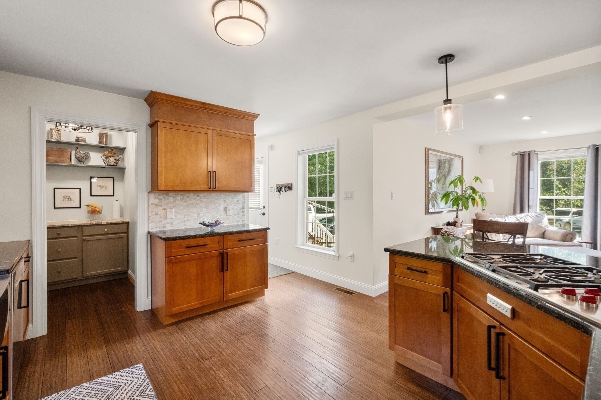 698 Walnut Plain Rd, Rochester, MA, 698 Walnut Plain Rd, Rochester, MA Photo #8