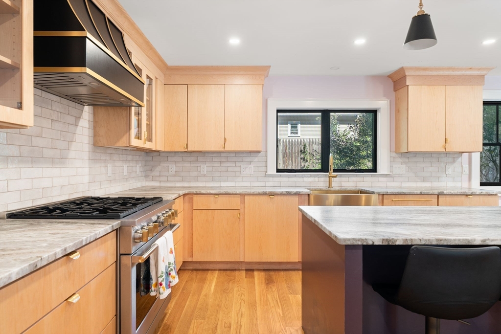 4 Dornell Rd