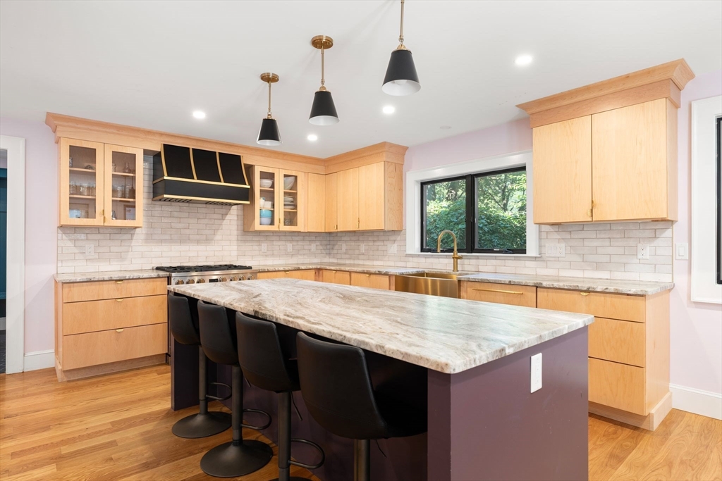 4 Dornell Rd