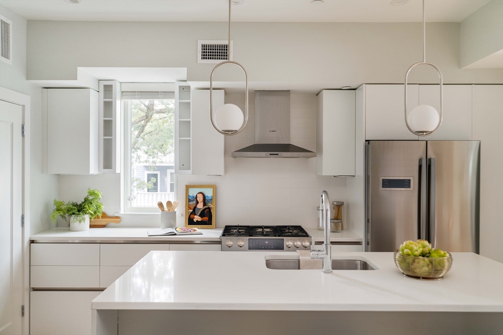 260 Beacon Street 211