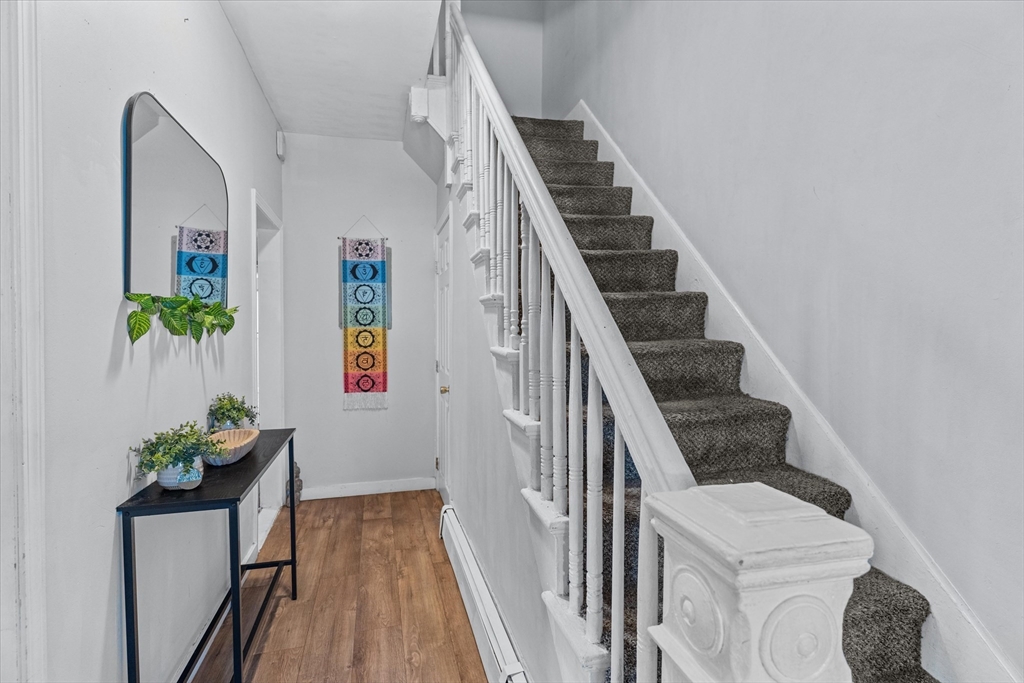 33-35 Nichols St