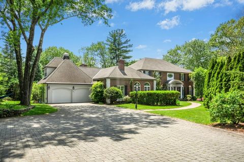 Photo of 11 Scotch Pine Cir, Wellesley, MA 02481 (MLS # 73510041)
