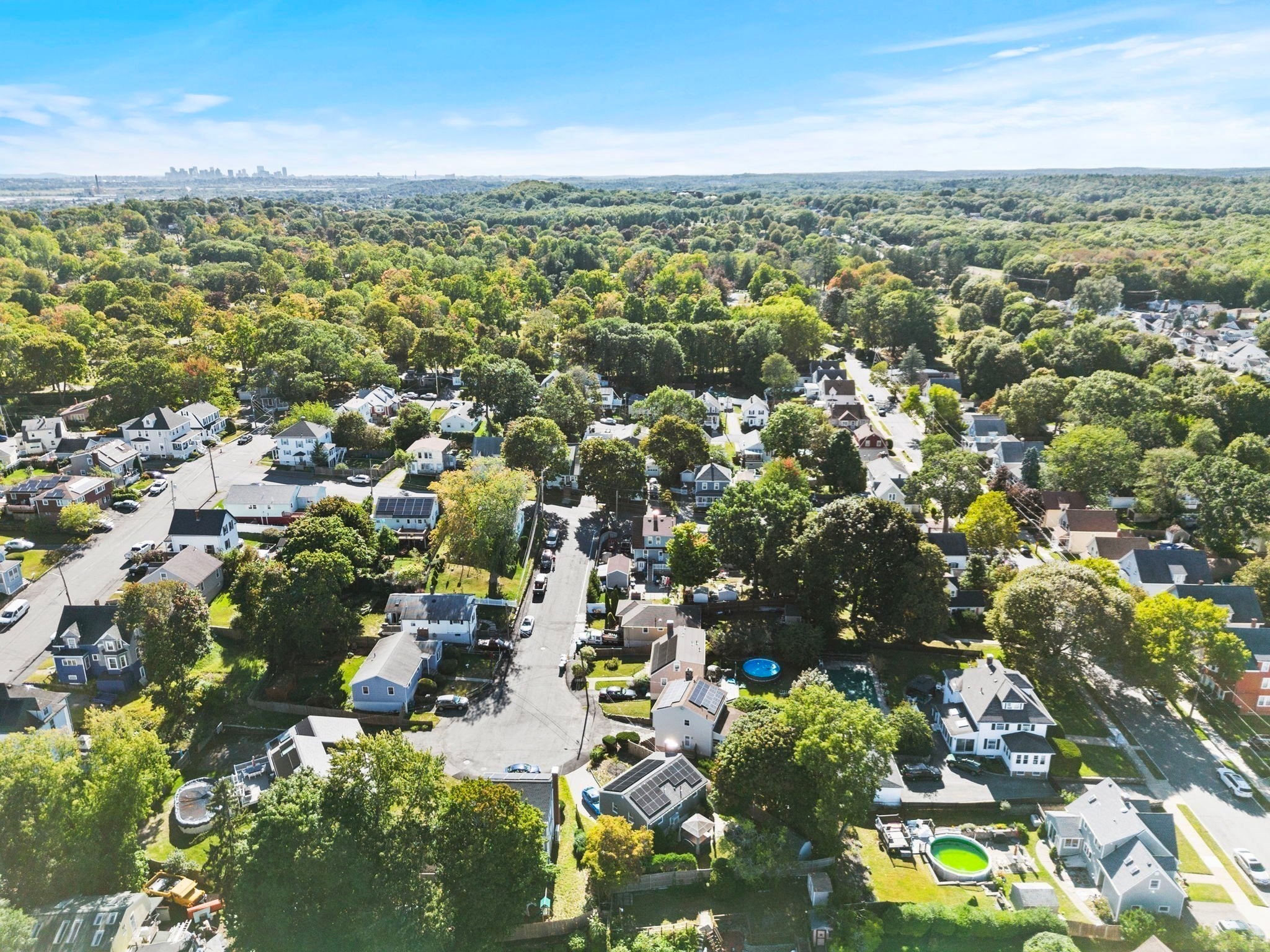 18 Thompson Ln, Lynn, MA Photo #39