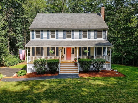 Photo of 24 Apache Way, Wilmington, MA 01887 (MLS # 73553571)