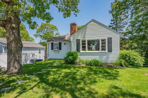Photo of 22 Wallace Point, Bourne, MA 02532 (MLS # 73492355)