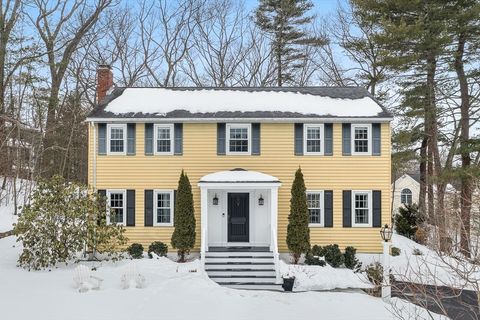 40 Pinewood Rd Wellesley MA 02482