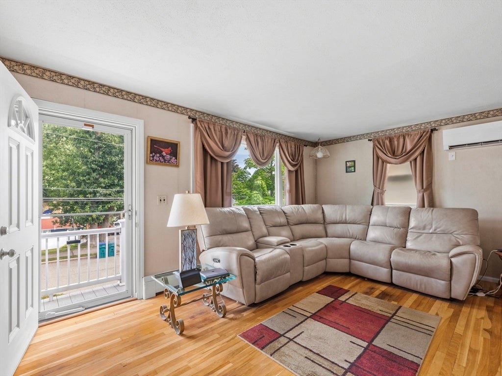 170 Verona St