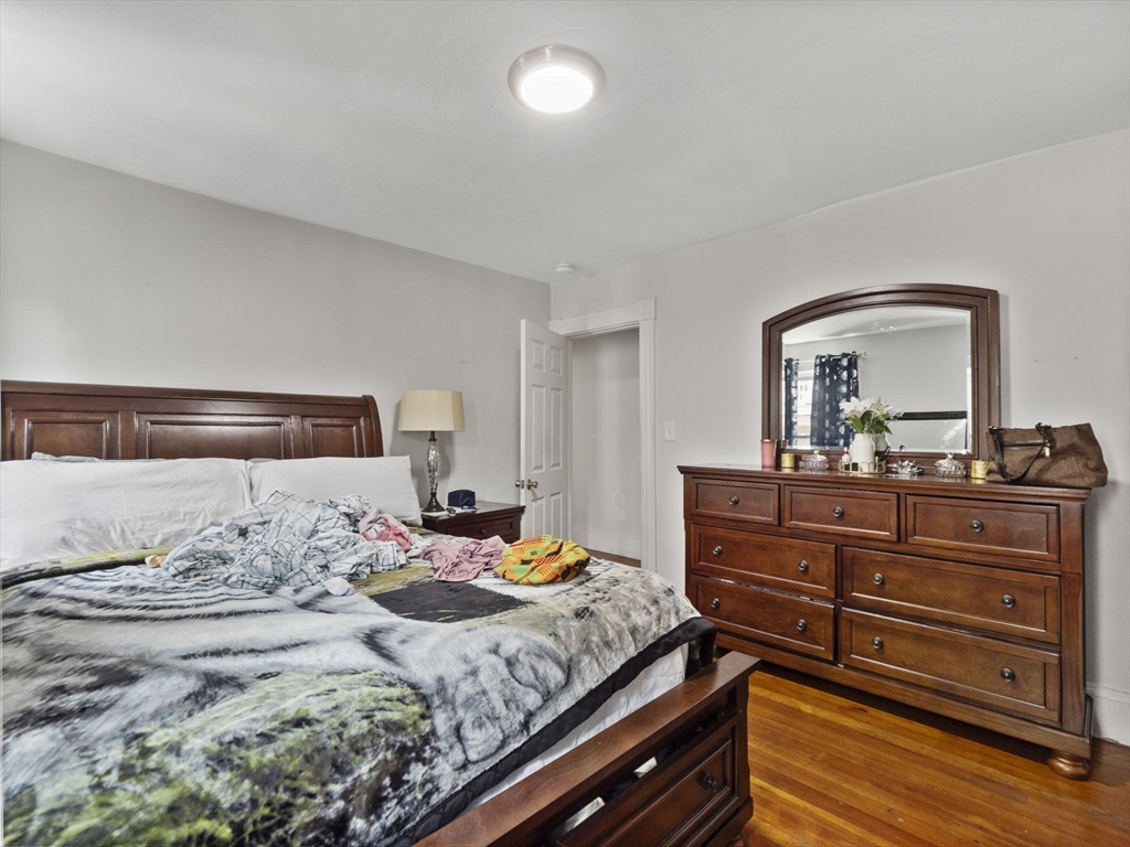 Brockton, Massachusetts 02301, United States, 11 Bedrooms Bedrooms, ,6 BathroomsBathrooms,Residential,Active,151275