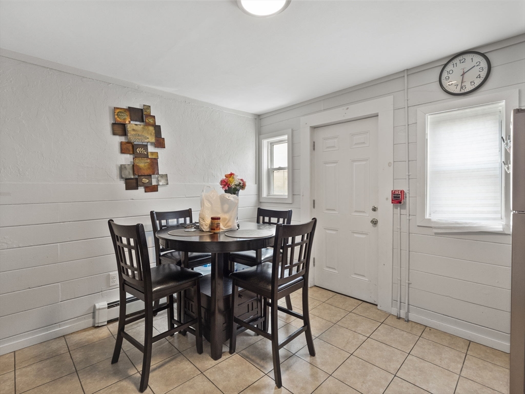 Brockton, Massachusetts 02301, United States, 11 Bedrooms Bedrooms, ,6 BathroomsBathrooms,Residential,Active,151275