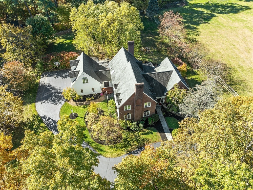 853 Strawberry Hill Rd