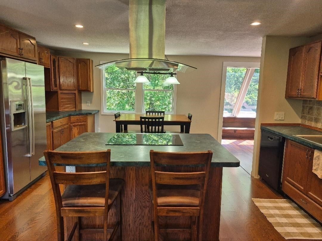 511 Michael Sears Rd, Belchertown, MA Photo #10