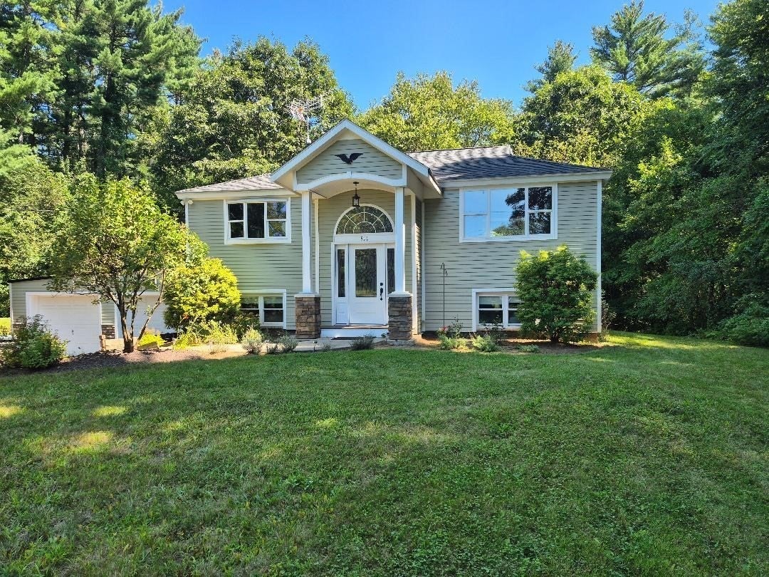 511 Michael Sears Rd, Belchertown, MA Photo #1