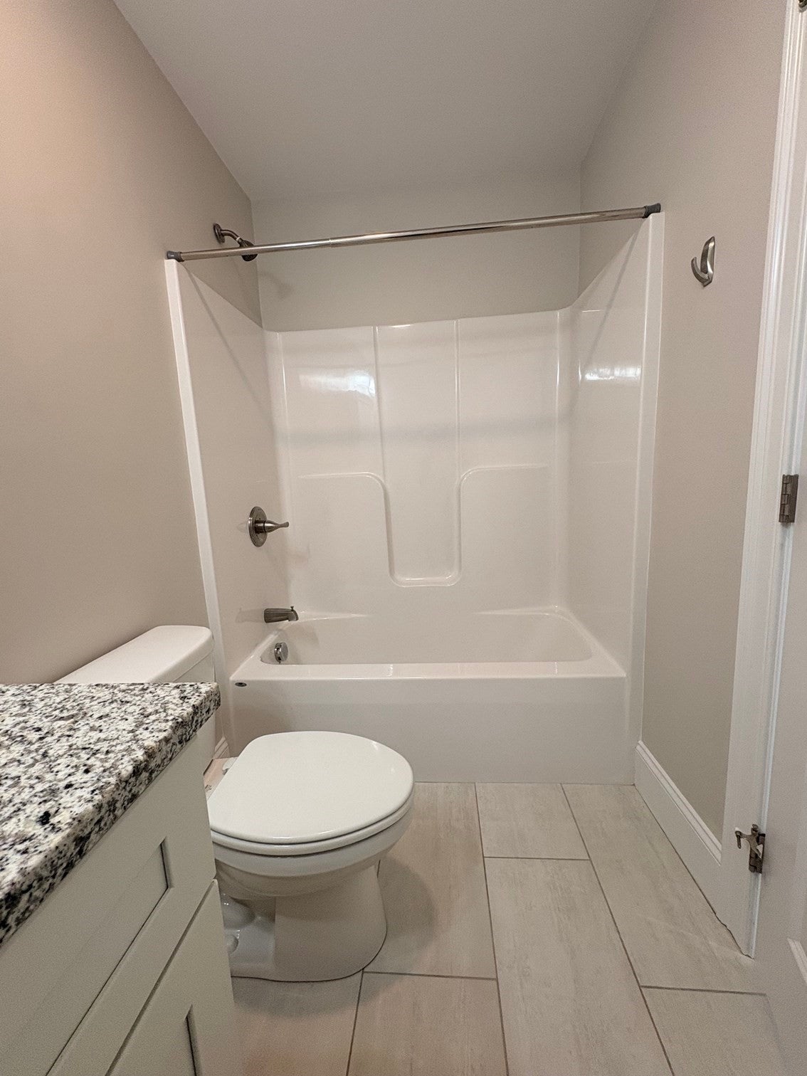 8 Saratoga LN #8, Framingham, MA, 8 Saratoga LN #8, Framingham, MA Photo #25