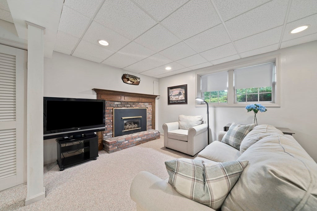 119 Hall Dr, Norwell, MA, 119 Hall Dr, Norwell, MA Photo #22