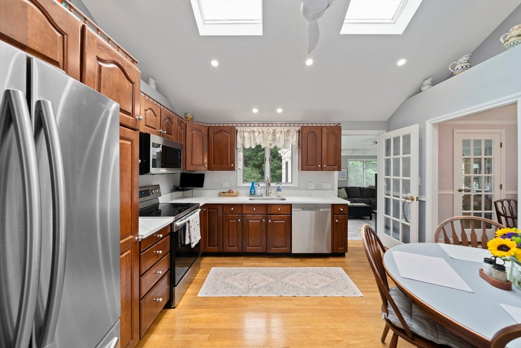 119 Hall Dr, Norwell, MA, 119 Hall Dr, Norwell, MA Photo #4