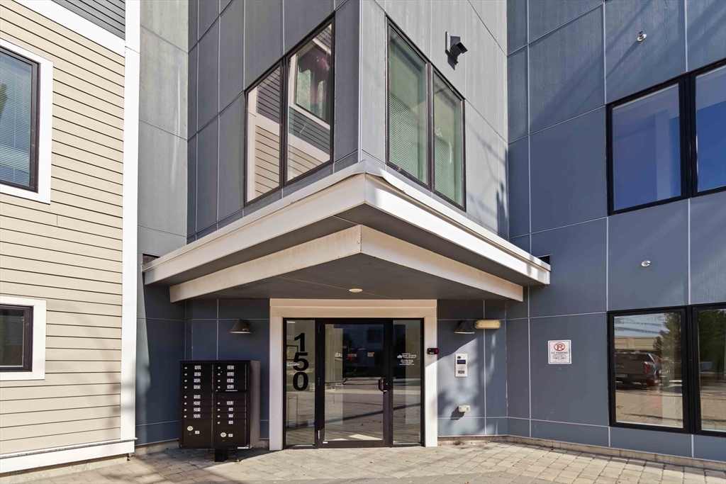 150 Hancock Street 102