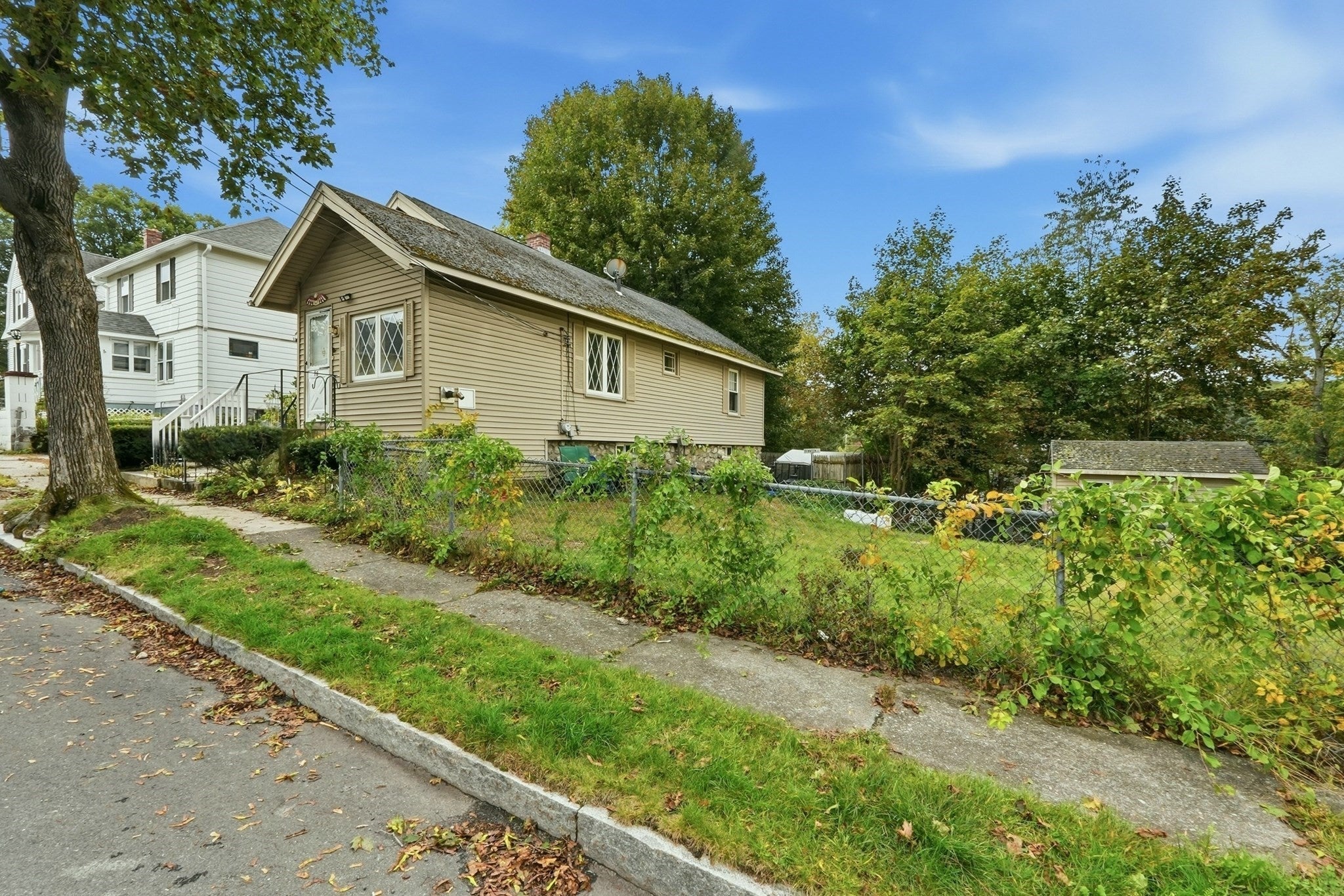 10 Mildred Ave, Worcester, MA, 10 Mildred Ave, Worcester, MA Photo #25