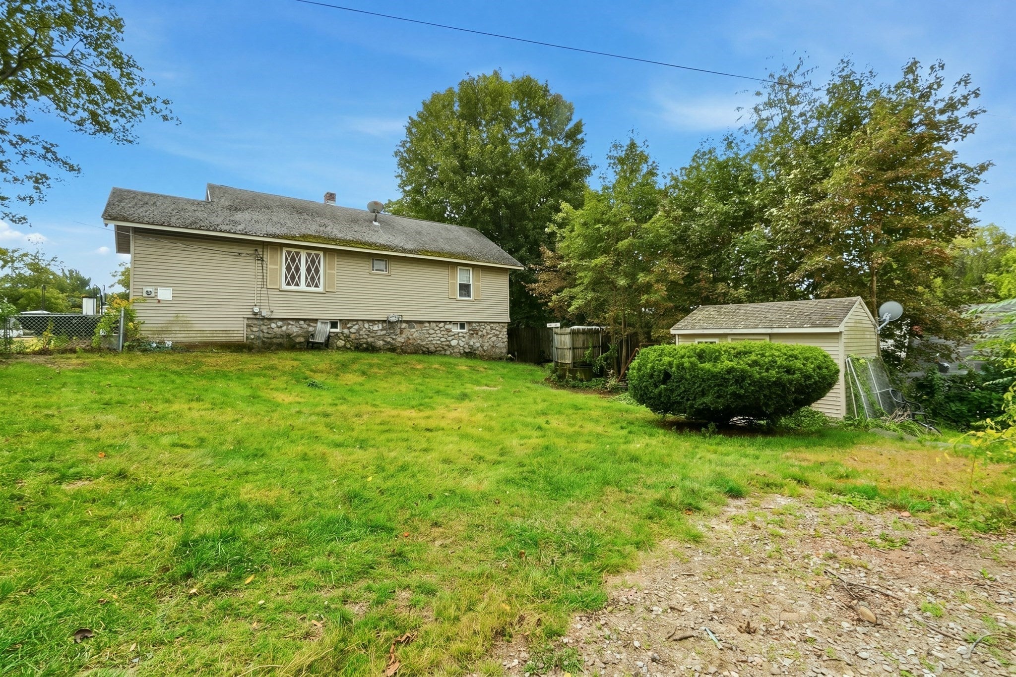 10 Mildred Ave, Worcester, MA, 10 Mildred Ave, Worcester, MA Photo #23