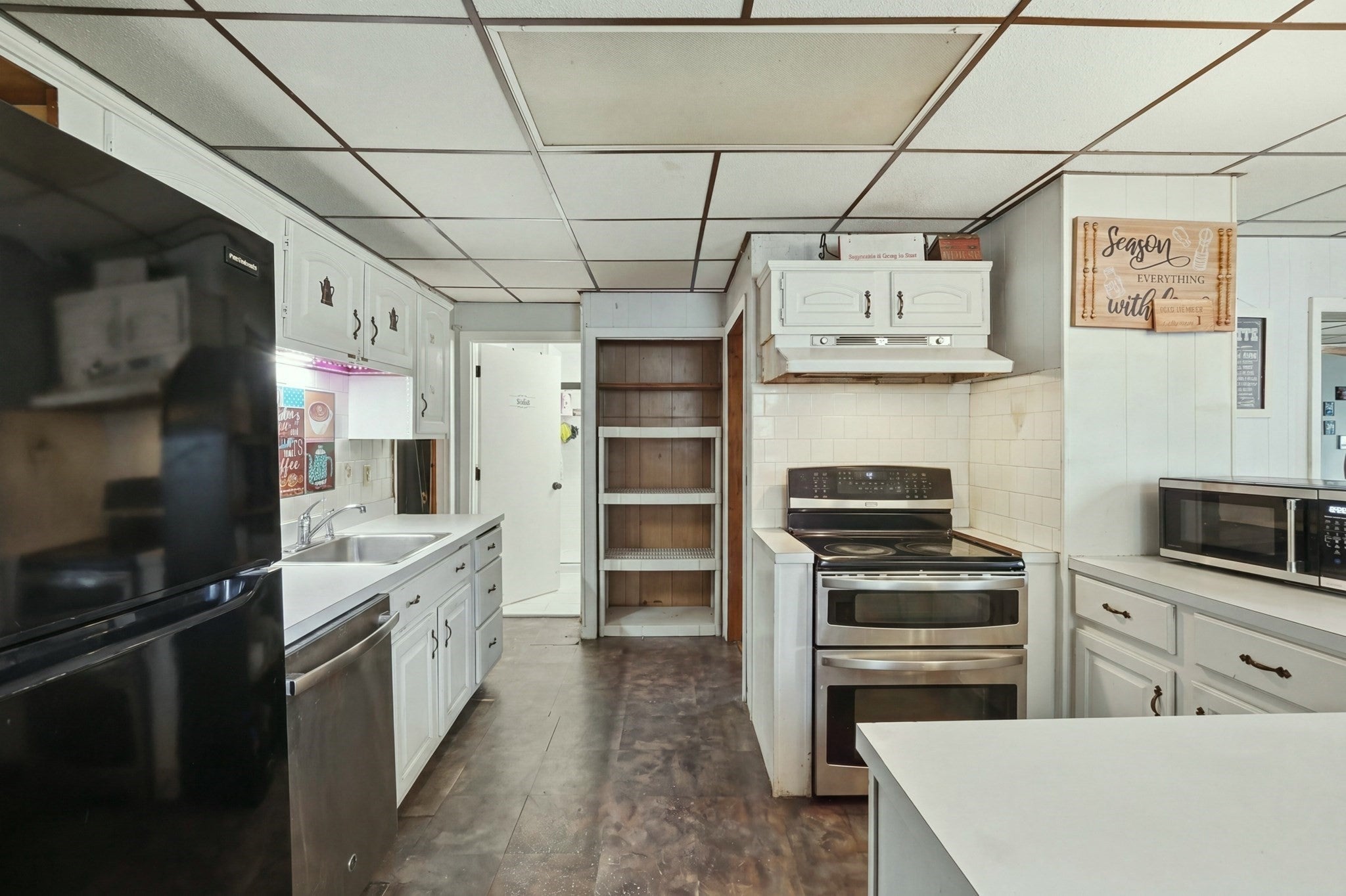 10 Mildred Ave, Worcester, MA, 10 Mildred Ave, Worcester, MA Photo #5
