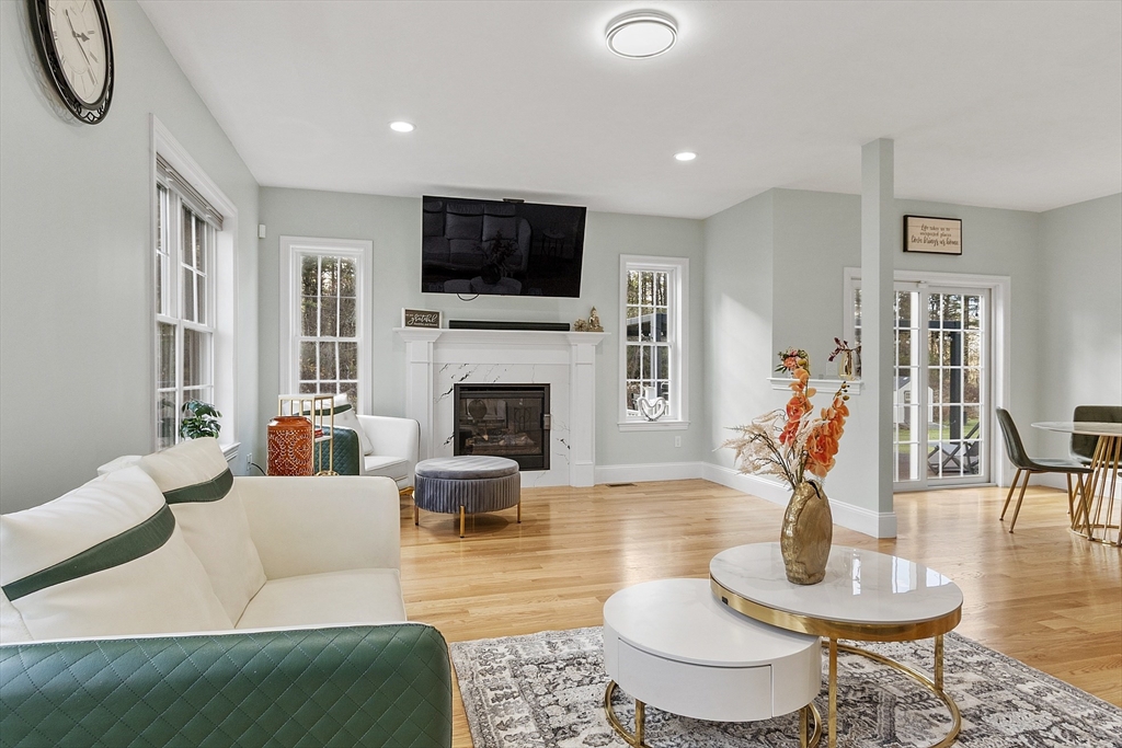 27 Spring Road, Westborough, MA Photo #10