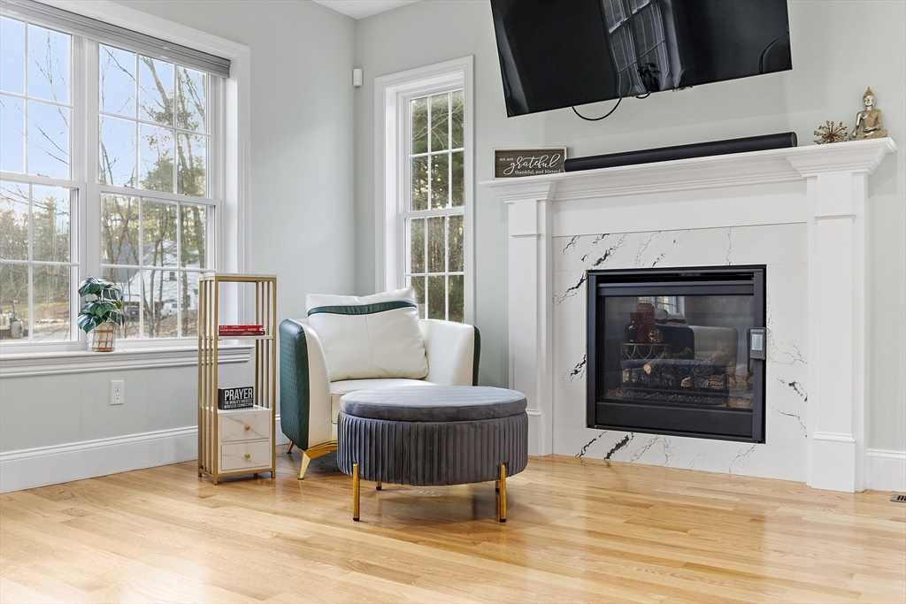 27 Spring Road, Westborough, MA Photo #11