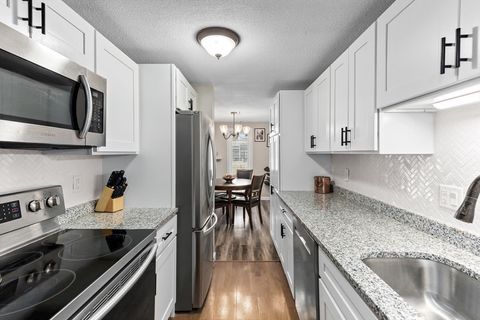 15 Foundry Street A8 Easton MA 02375