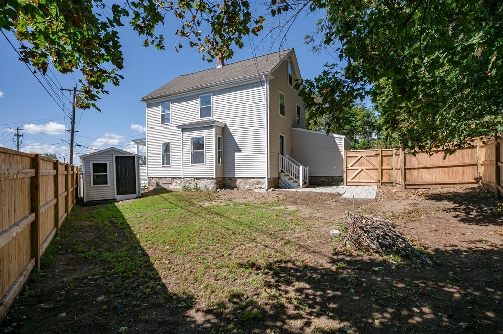 11 Millville St, Salem, NH Photo #5